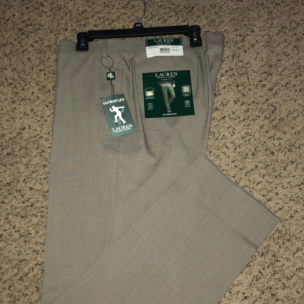 Lauren Ralph Lauren 38x32 ultra-flex tan pants